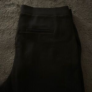 Black stretchy Capri pantsuit.